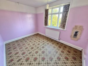 Bedroom- click for photo gallery